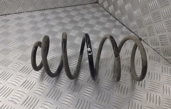 Skoda Octavia Mk1 (1U) Front coil spring