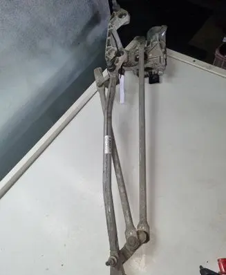 Ford Focus Front wiper linkage and motor 3397020600 3M5117504AG