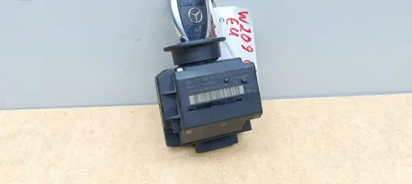 Mercedes-Benz CLK A209 C209 Ignition lock 2095450908