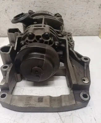Volkswagen Polo V 6R Oil pump 04B145208G