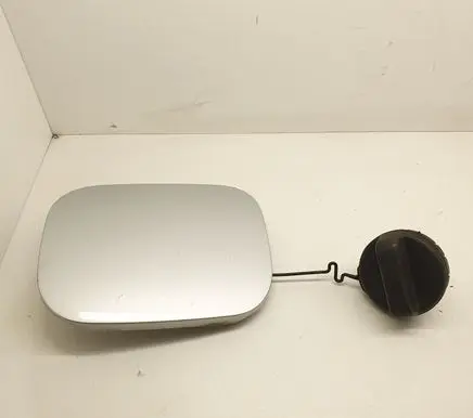 Toyota RAV 4 (XA30) Fuel tank cap trim 