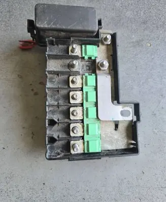 Skoda Roomster (5J) Fuse module 6R0937550A