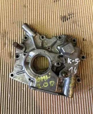 BMW X3 E83 Oil pump 526296 M47D
