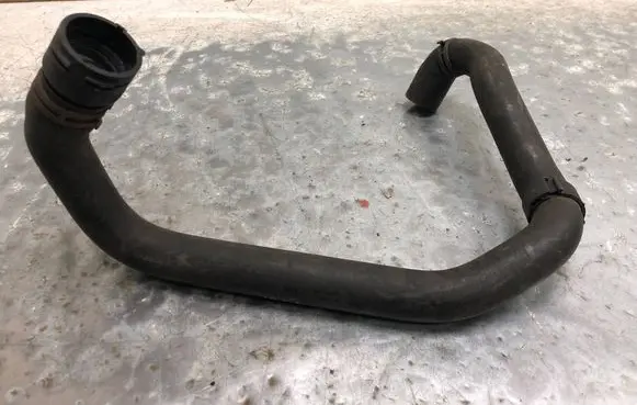 Volkswagen Golf V Engine coolant pipe/hose 3B0122291CBILI 3B0122291C