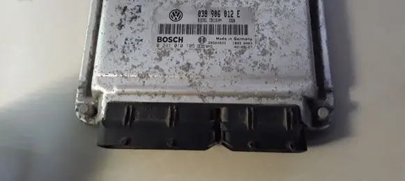 Volkswagen Golf IV Engine control unit/module 0281101105 038906012E
