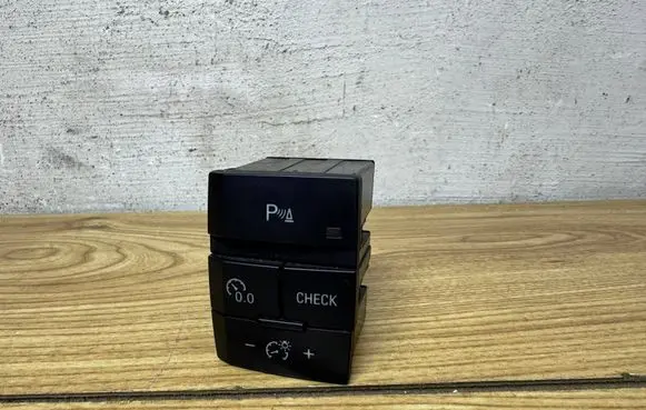 Audi Q7 4L Parking (PDC) sensor switch 4L2927123A