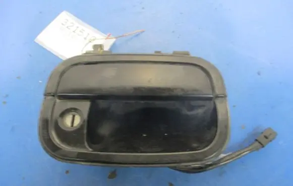 Mitsubishi Space Runner Front door exterior handle MB632702