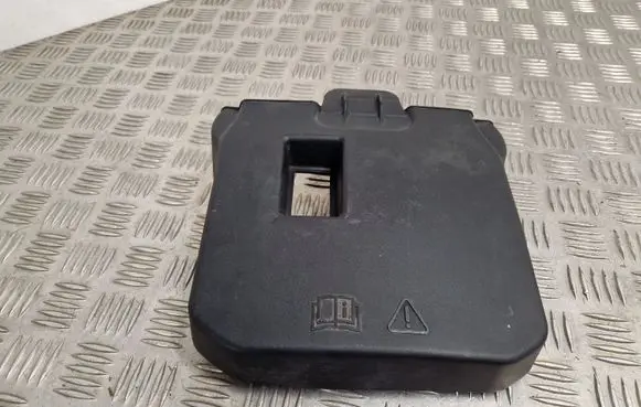 Ford Kuga II Battery box tray cover/lid AM5110A659AC