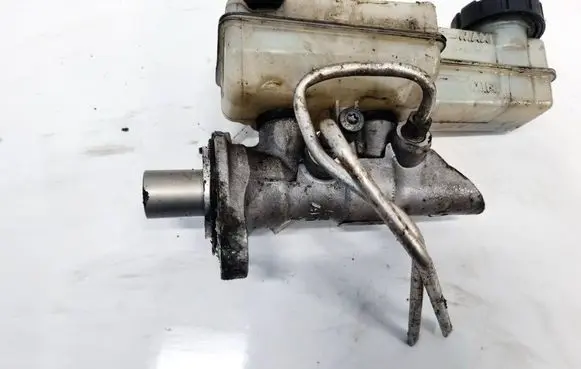 Renault Megane III Master brake cylinder 