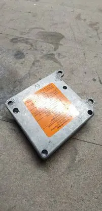 Volkswagen PASSAT B5 Airbag control unit/module 1J0909607 26980312