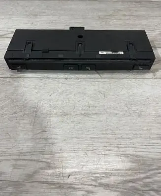 BMW 5 E60 E61 Seat heating switch 6985750 686779 13580662