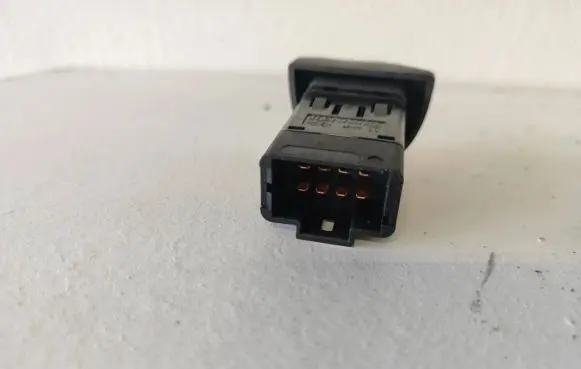 Renault Scenic I Hazard light switch 435536 25177 2517404