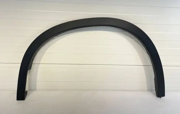 BMW X1 U11 Front arch trim 9883561