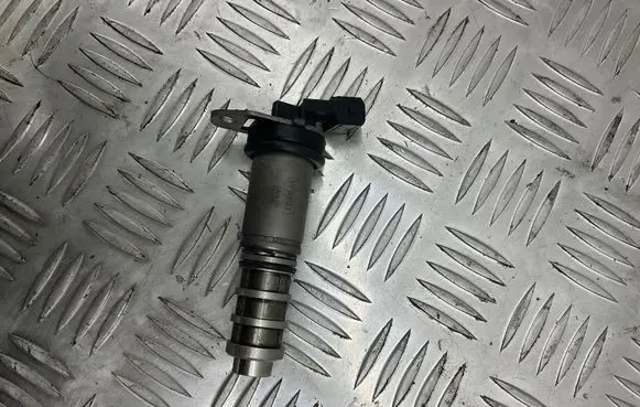 BMW 7 F01 F02 F03 F04 Camshaft vanos timing valve 8605123 11367585776 11368605123