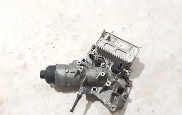 Mercedes-Benz E W214 Oil filter mounting bracket A6541800410