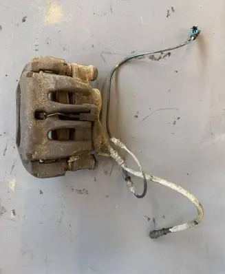 Volkswagen Crafter Front brake caliper