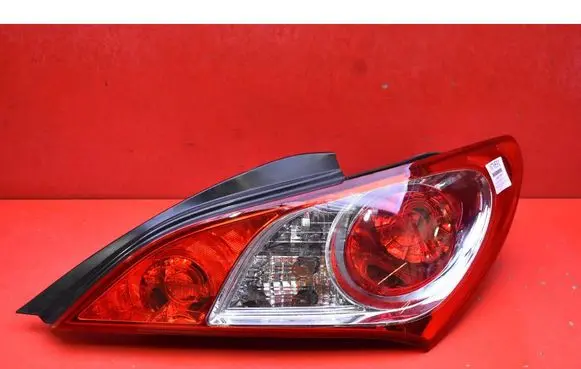 Hyundai Genesis Rear/tail lights 