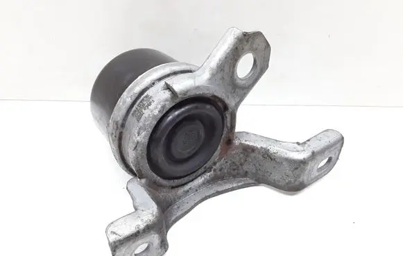 Volvo S80 Engine mount bracket 6G926F012EC 30636633