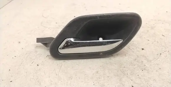 BMW 7 E38 Front door interior handle 8125515