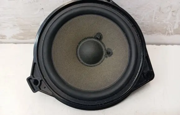 Mercedes-Benz GLE (W166 - C292) Panel speaker A1668202302