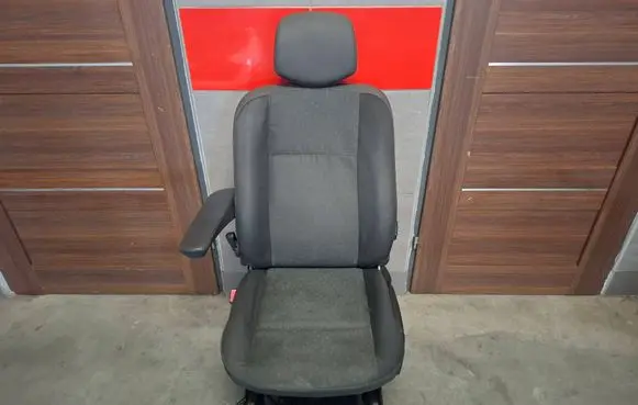 Renault Master III Front driver seat 