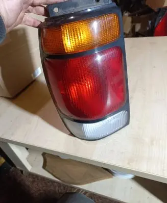 Ford Explorer Rear/tail lights 083311934LB