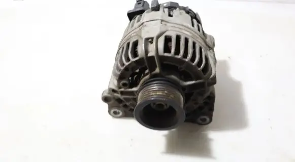 Volkswagen Golf IV Generator/alternator 0124315004