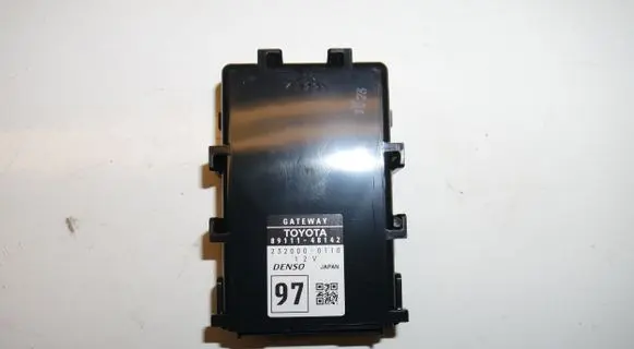 Lexus RX 450H Gateway control module 8911148142