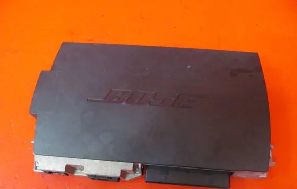 Audi A1 Sound amplifier 8X0035223C 8X0035223B