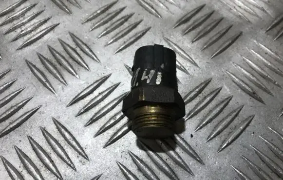 Seat Ibiza II (6k) Coolant temperature sensor 