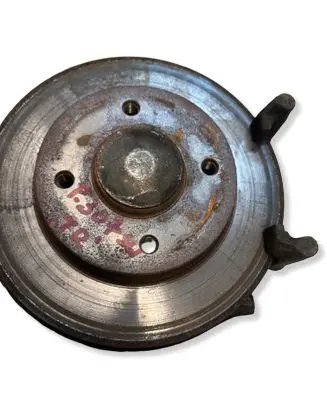 Peugeot 307 Rear wheel hub spindle/knuckle 556565