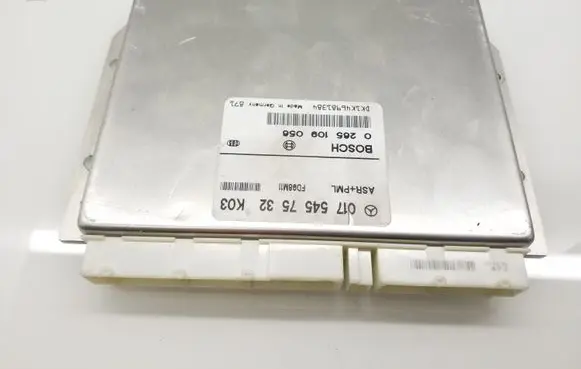 Mercedes-Benz E W210 Engine control unit/module 0175457532 0265109056 A0175457532