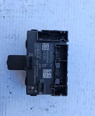 Audi e-tron Door control unit/module 4M0959592M 4M0959592J A2C7711390700