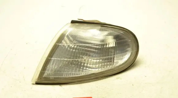 Hyundai Lantra II Front indicator light 683211505LF