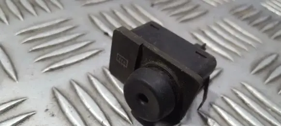 Ford Fiesta Windscreen/window heater switch 89FG18C621