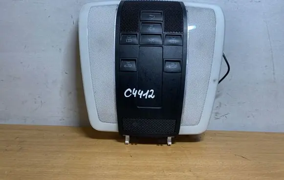 Mercedes-Benz C W204 Front seat light A0128200310 C4412