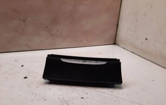 Volkswagen PASSAT B6 Car ashtray 3C0863284 318220100 3C0857961