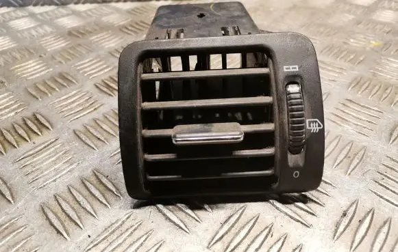 Mercedes-Benz ML W163 Dashboard air vent grill cover trim 1638300154