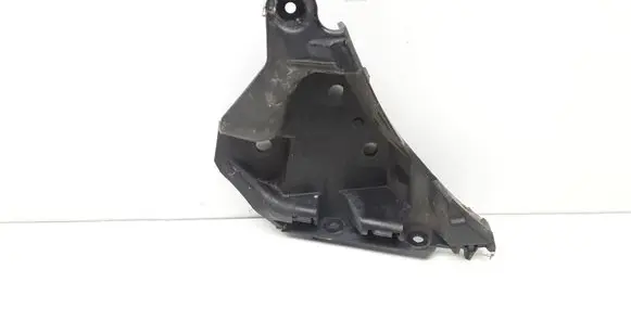 Volvo XC60 Front bumper mounting bracket 30764619