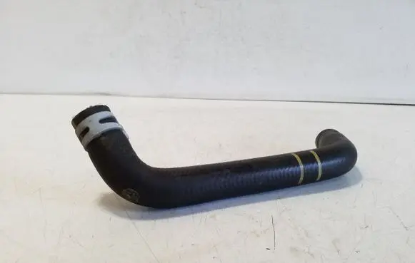 Nissan Qashqai J12 Engine coolant pipe/hose 213087061R