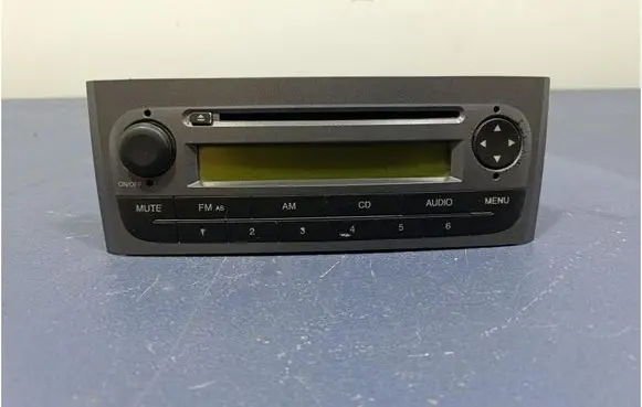 Fiat Linea Radio/CD/DVD/GPS head unit 7354555580