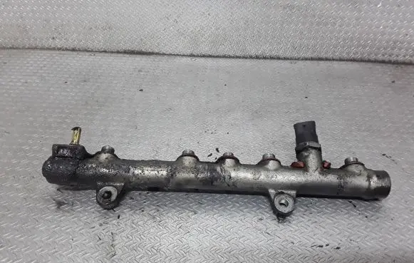 Renault Scenic II - Grand scenic II Fuel main line pipe 0445214078