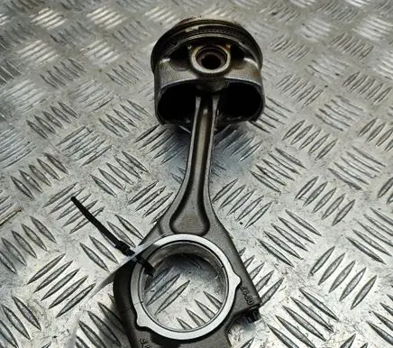 Jaguar E-Pace Piston 