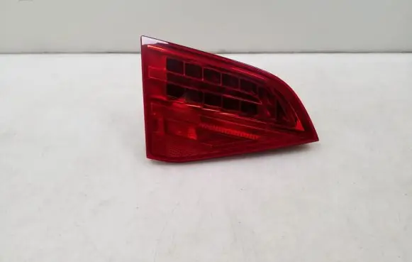 Audi A4 S4 B8 8K Tailgate rear/tail lights 8K9945093B