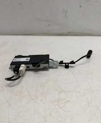 Opel Zafira C Aerial antenna amplifier 20940242 421251063