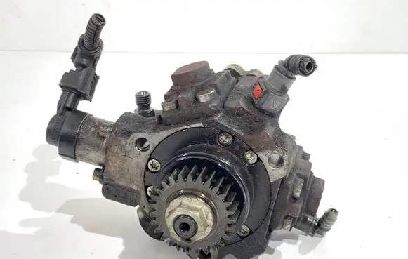 Renault Laguna III Fuel injection high pressure pump 8200690744