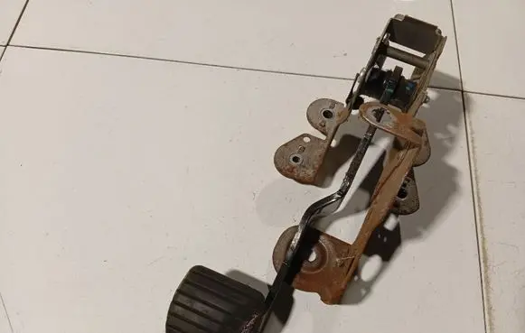 Brake pedal