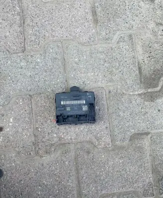 Audi Q8 Door control unit/module 4M1959593D
