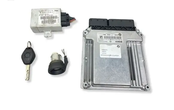 BMW X3 E83 Engine ECU kit and lock set 7806981 0281014438 9145349