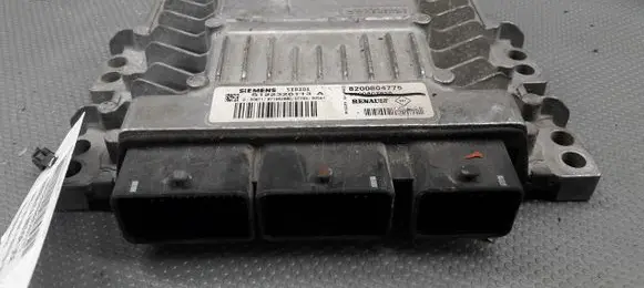 Renault Megane II Engine control unit/module ECU 8200804775